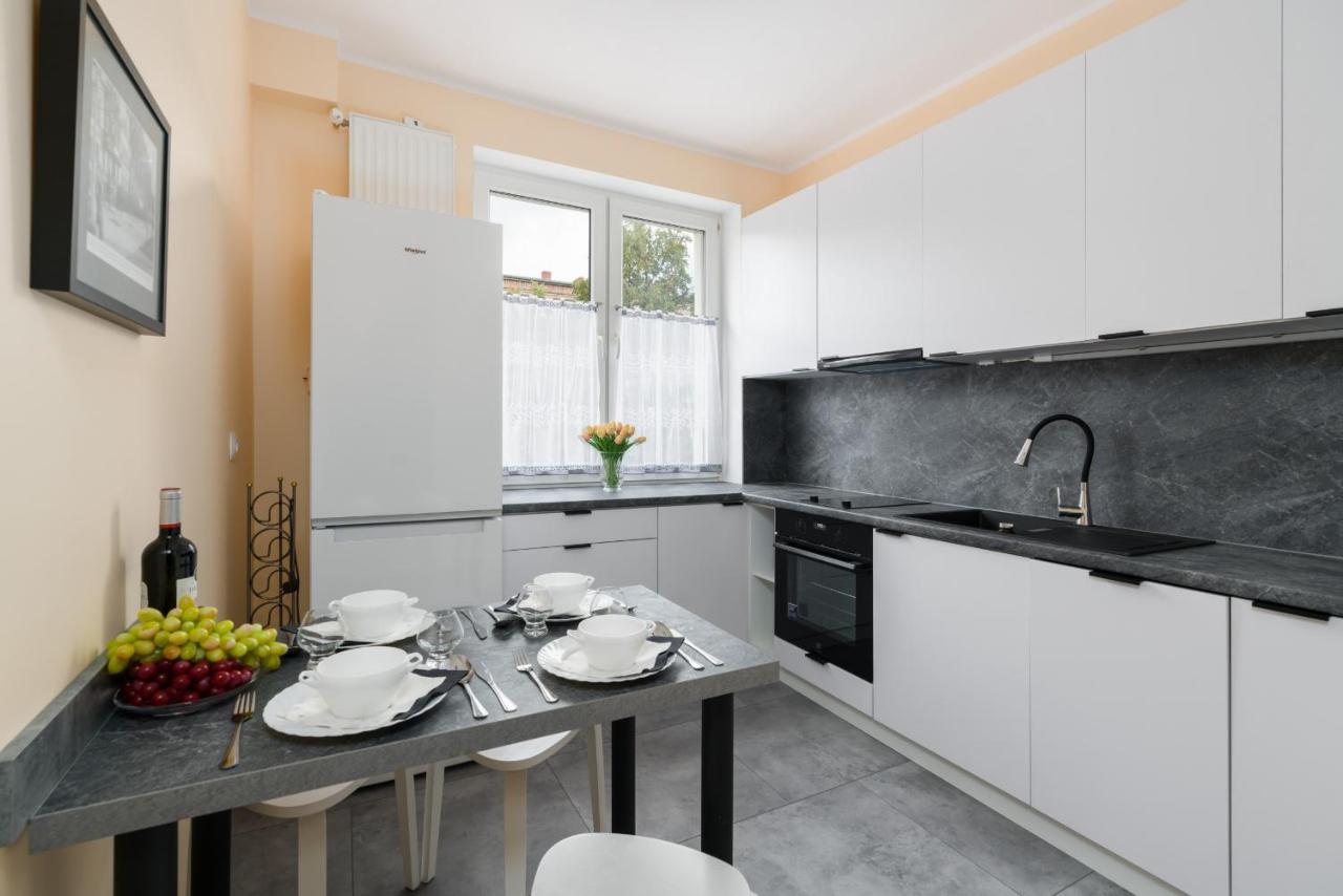 Kosinskiego Apartment Poznan By Noclegi Renters Exterior foto